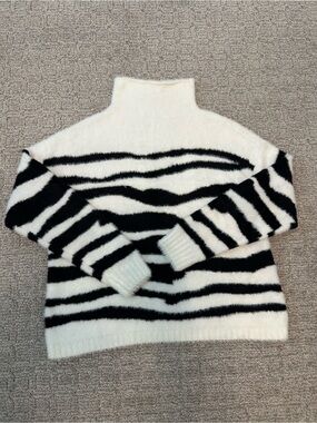 Bella Dahl Black & White Zebra Striped Turtleneck Sweater